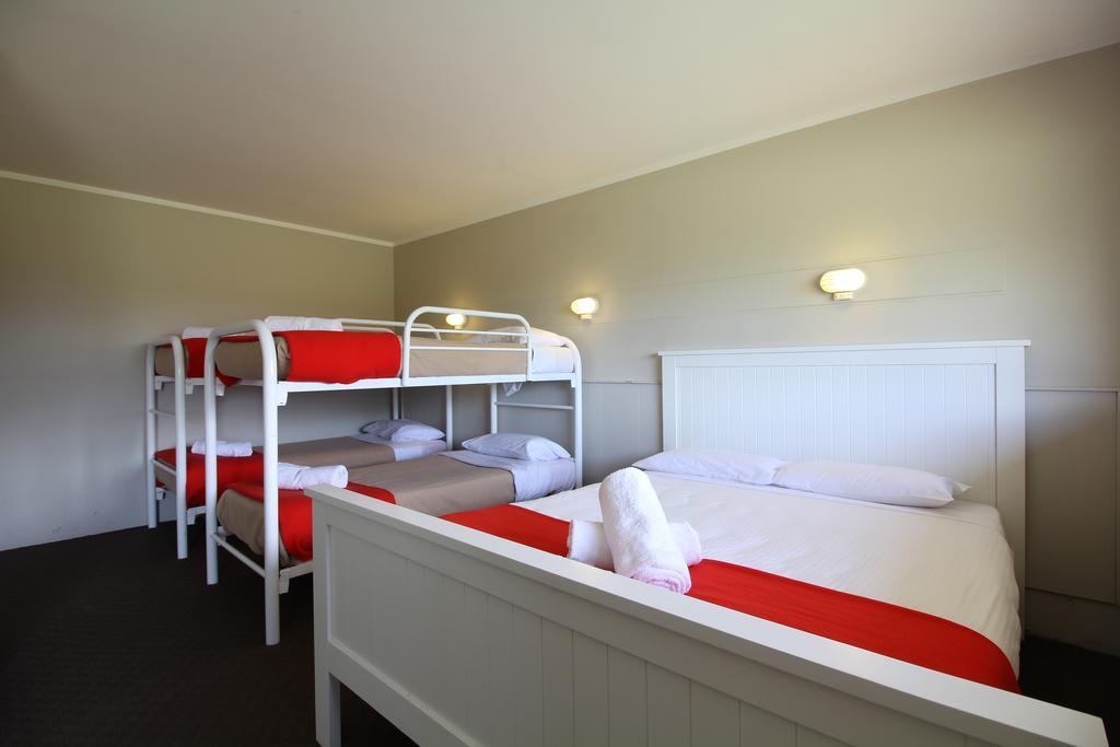 Snowy Mountains Resort And Function Centre Adaminaby Zimmer foto